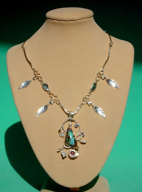 Linda George - Yowah Designer Jewellery Competition